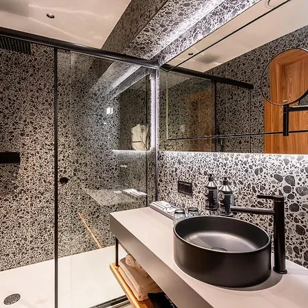 Aston 4* Riga