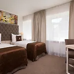 Aston 4* Riga