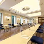Aston Hotel