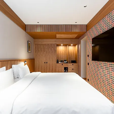 Aston Hotell