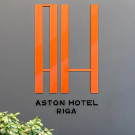 호텔 Aston