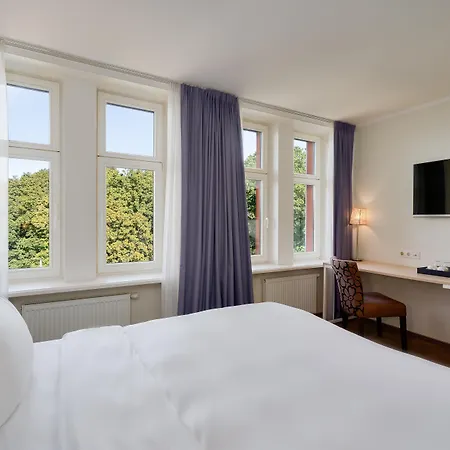 Aston 4* Riga