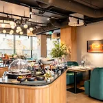 Hotel Aston 4*