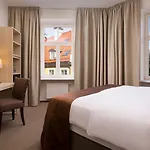Hotel Aston 4*