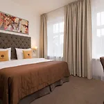 Hotel Aston